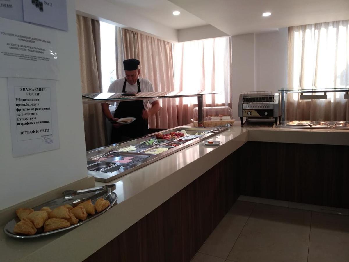 Livas Hotel Apartments Pernera Ngoại thất bức ảnh