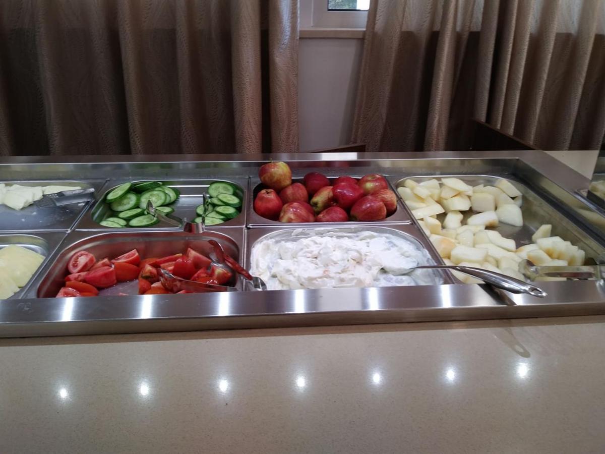 Livas Hotel Apartments Pernera Ngoại thất bức ảnh
